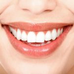 5 remedios para blanquear los dientes con productos naturales