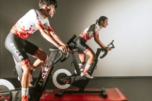 ¿Conoces los beneficios del ciclismo indoor? Razones para practicarlo
