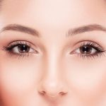 Cómo aplicar el contorno de ojos como las maquilladoras profesionales
