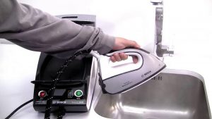 Cómo limpiar centros de planchado